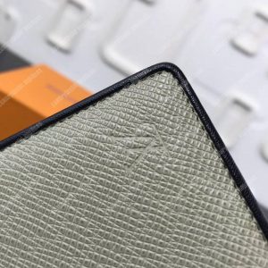 LV Multiple Wallet Taiga Leather Silver - Image 5