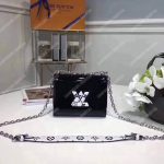 LV Twist PM Monogram Vernis Leather Noir