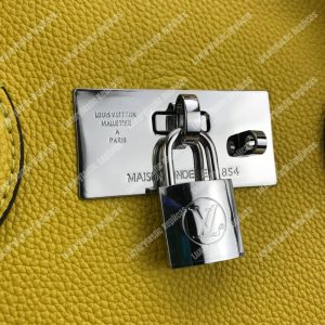 LV Milla PM Veau Nuage Vert Acide - Image 6