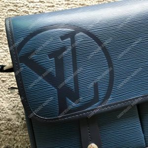 LV Messenger PM Epi Leather Blue - Image 8