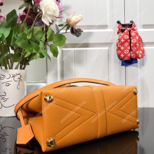 LV Rose Des Vents PM Amaretto Gold Padlock Handbag - Image 7