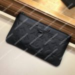 LV Discovery Pochette PM