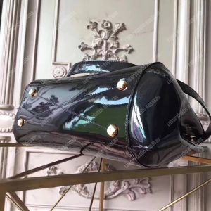 LV Montaigne MM Tote Bag Monogram Vernis Black - Image 8