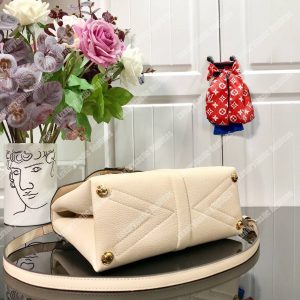 LV Rose Des Vents PM Creme Gold Padlock Handbag - Image 4