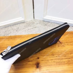 LV Pochette Jour GM Epi Leather Bleu Marine - Image 3