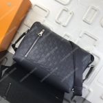 LV Discovery Messenger PM Damier Infini Leather Onyx