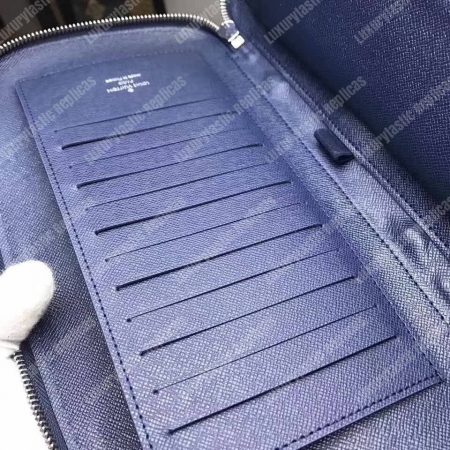LV Taiga Organizer Atoll Wallet Navy - Image 7