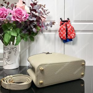 LV Capucines BB Taurillon Python Gris - Image 4