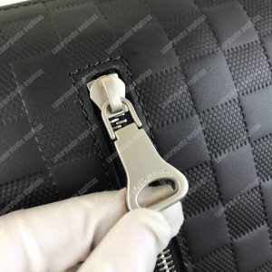 LV Discovery Messenger PM Damier Infini Leather Onyx - Image 8