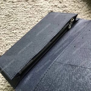 LV Circle signature Brazza Wallet Epi Leather Bleu Azur - Image 8