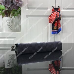 LV Pochette Voyage MM Damier Graphite Pixel - Image 4