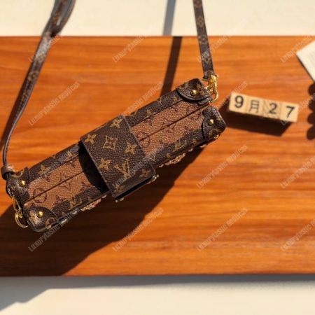 LV Petite Malle Monogram Reverse Canvas - Image 5