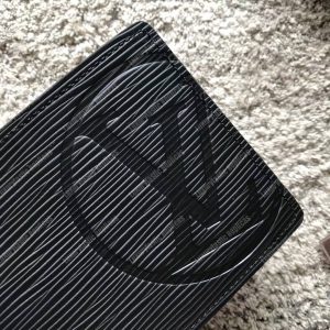 LV Multiple Wallet Epi Leather Noir Initial - Image 9