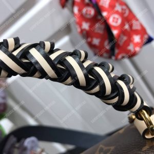 LV Pochette Métis Monogram Canvas Crème Beige - Image 4