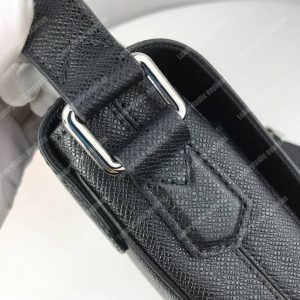 LV Roman PM Taiga Leather Noir - Image 7