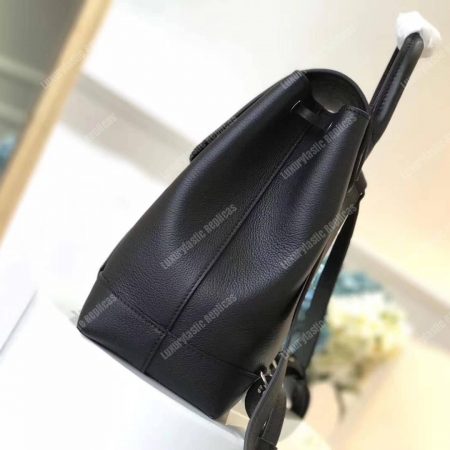 LV Lockme Backpack Noir - Image 4