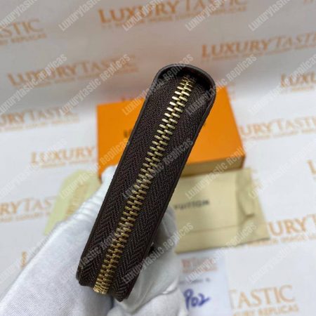 LV Zippy Wallet Monogram Brown - Image 12