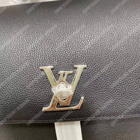LV Lockme Backpack Noir - Image 8