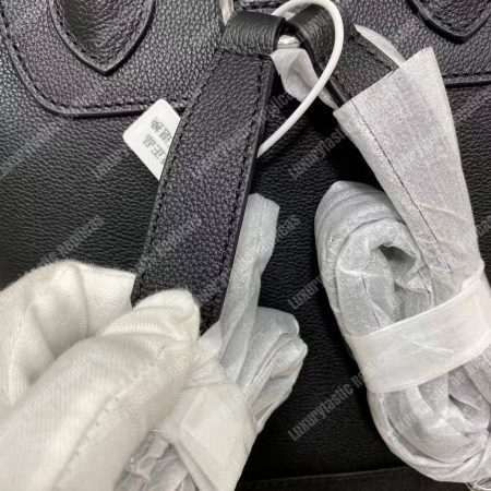 LV Lockme Backpack Noir - Image 13