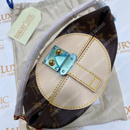 LV Duffle Monogram Bag - Image 16