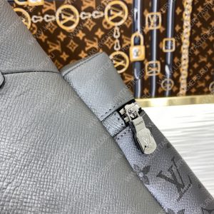 Louis Vuitton DISCOVERY BACKPACK PM Gunmetal Gray M30835 - Image 3