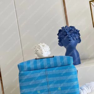 Louis Vuitton DISCOVERY BACKPACK Gradient Blue M59913 - Image 5