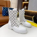 LOUIS VUITTON RANGER ANKLE BOOTS WHITE 1A9FDJ