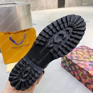 LOUIS VUITTON TERRITORY FLAT HIGH RANGER BOOTS BLACK 1A9H1M - Image 9