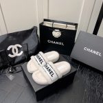 CHANEL WOOL SLIPPERS WHITE/BLACK G39059