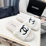 CHANEL WOOL MULES WHITE/BLACK G39059
