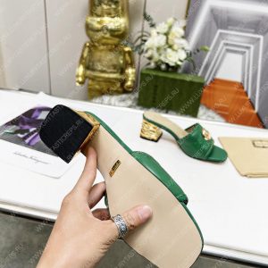 GUCCI JOLIE GG SUPREME CANVAS AND RUBBER SLIDES GREEN 1473721 - Image 9