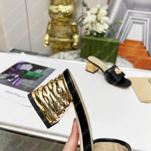 GUCCI JOLIE GG SUPREME CANVAS AND RUBBER SLIDES BLACK 1473721 - Image 5