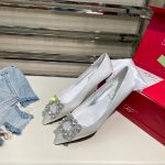 ROGER VIVER FLOWER STRASS BUCKLE PUMPS SILVER RVW4141