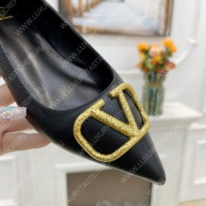 VALENTINO V BUCKLE PUMPS BLACK SW2S0Q63DSH0NO - Image 3