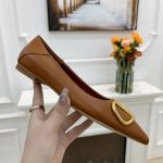 VALENTINO V BUCKLE PUMPS BROWN SW2S0Q63DSH0NO