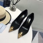 YVES SAINT LAURENT ARIAN 19 PUMPS BLACK 4720110NPVV1000