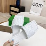 BOTTEGA VENETA DOT WAVE FLAT SANDALS WHITE 708880V