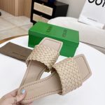 BOTTEGA VENETA DOT WAVE FLAT SANDALS NUDE 708880V