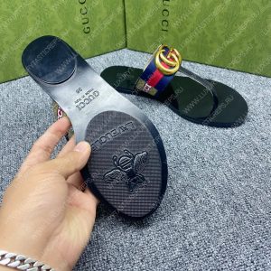 GUCCI LEATHER THONG SANDAL WITH DOUBLE G GREEN AND RED 497444 - Image 6