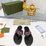 GUCCI LEATHER THONG SANDAL WITH DOUBLE G PINK AND GREEN 497444