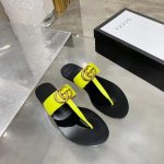 GUCCI LEATHER THONG SANDAL WITH DOUBLE G YELLOW 497444