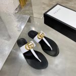 GUCCI LEATHER THONG SANDAL WITH DOUBLE G WHITE 497444