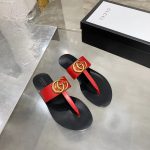 GUCCI LEATHER THONG SANDAL WITH DOUBLE G RED 497444