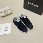 CHANEL SNEAKERS BLACK AND WHITE G39230
