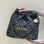 Chanel 22 HANDBAG AS3260