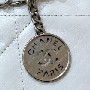 CHANEL 22 HANDBAG White AS3260 - Image 3