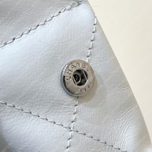 CHANEL 22 HANDBAG White AS3260 - Image 4