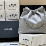 CHANEL 22 Handbag Grey AS3261