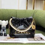 CHANEL 22 HANDBAG BLACK AS3261