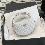 CHANEL POUCH WHITE AP3095